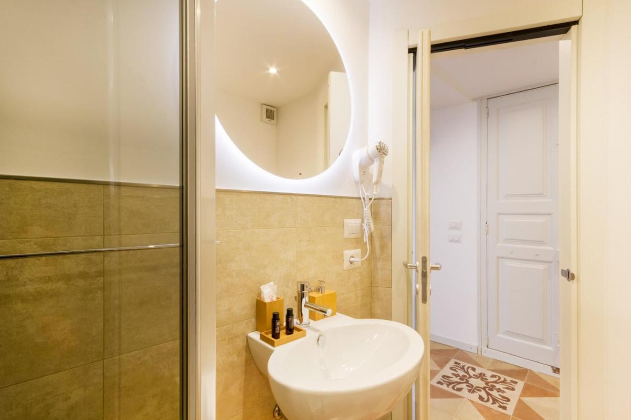 Reluxe Private Wellness Bed & Breakfast เลชเช ภายนอก รูปภาพ