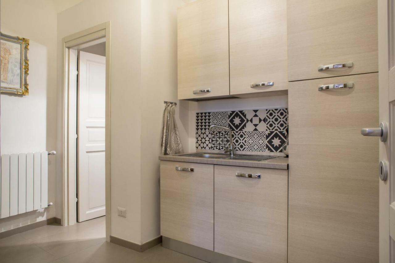 Reluxe Private Wellness Bed & Breakfast เลชเช ภายนอก รูปภาพ